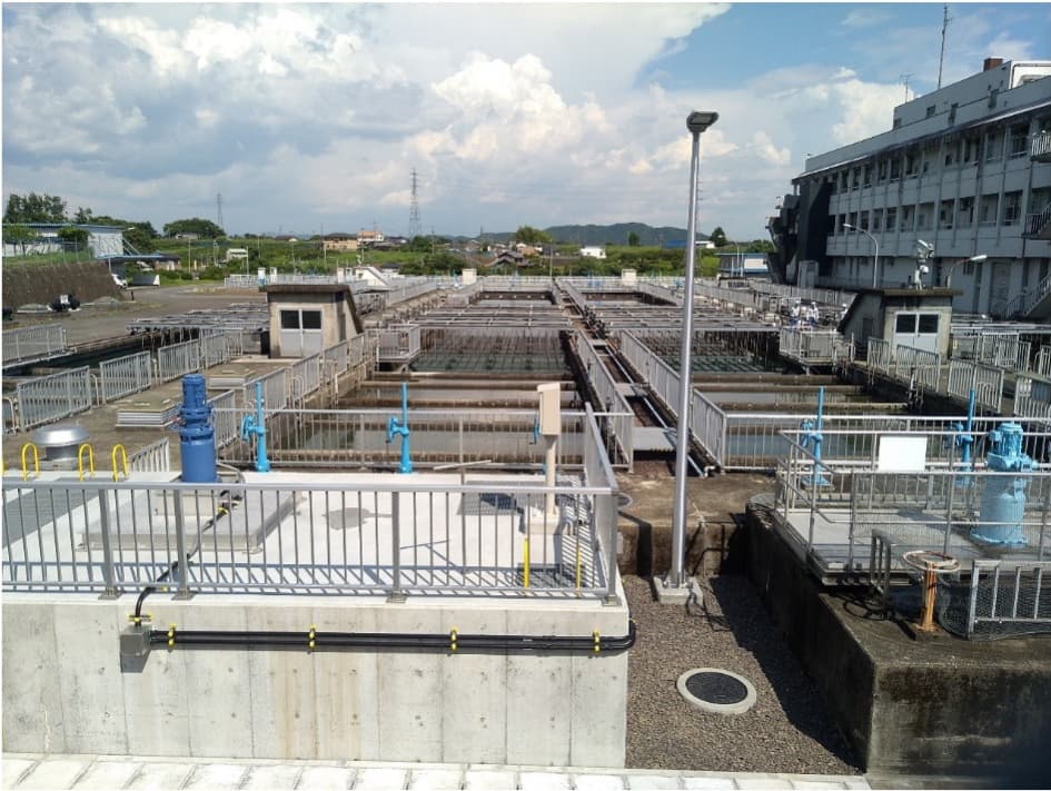 サンテック株式会社　鷲見簡易水道　 底区配水池